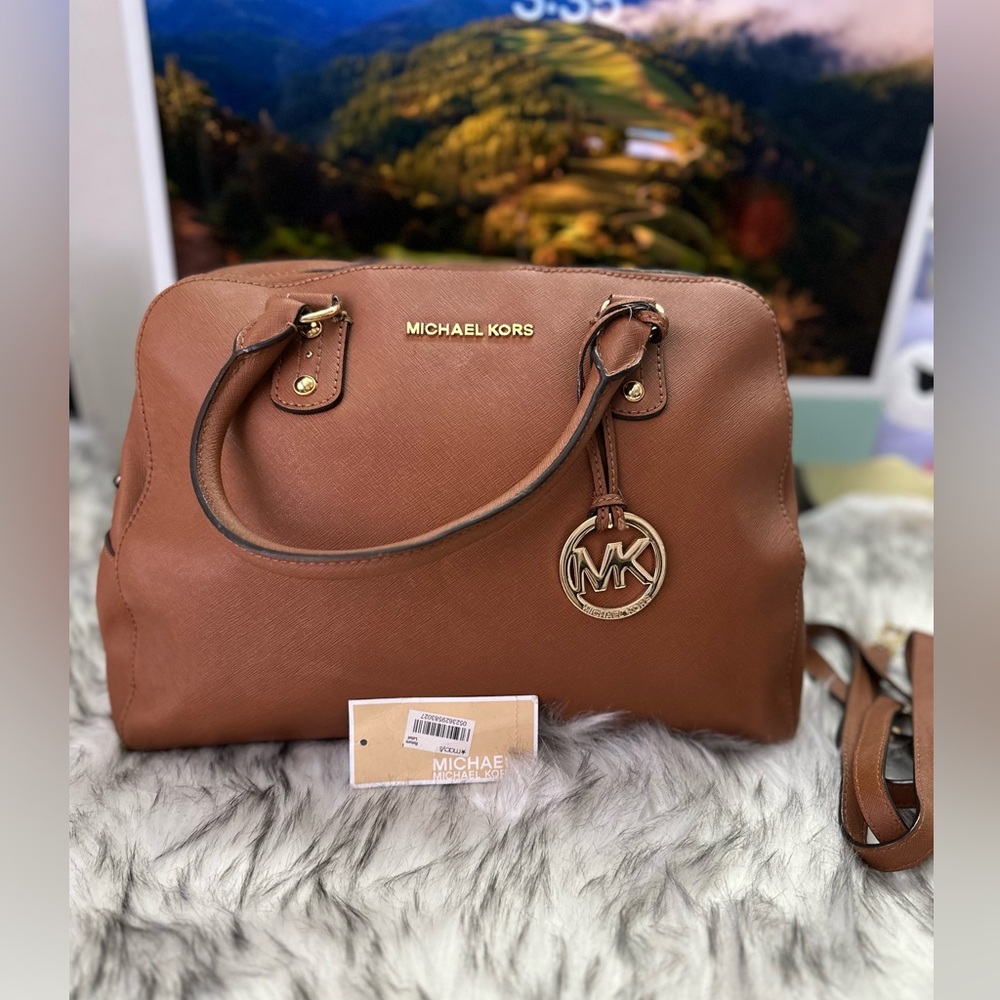 Michael Kors large dome / crossbody bag